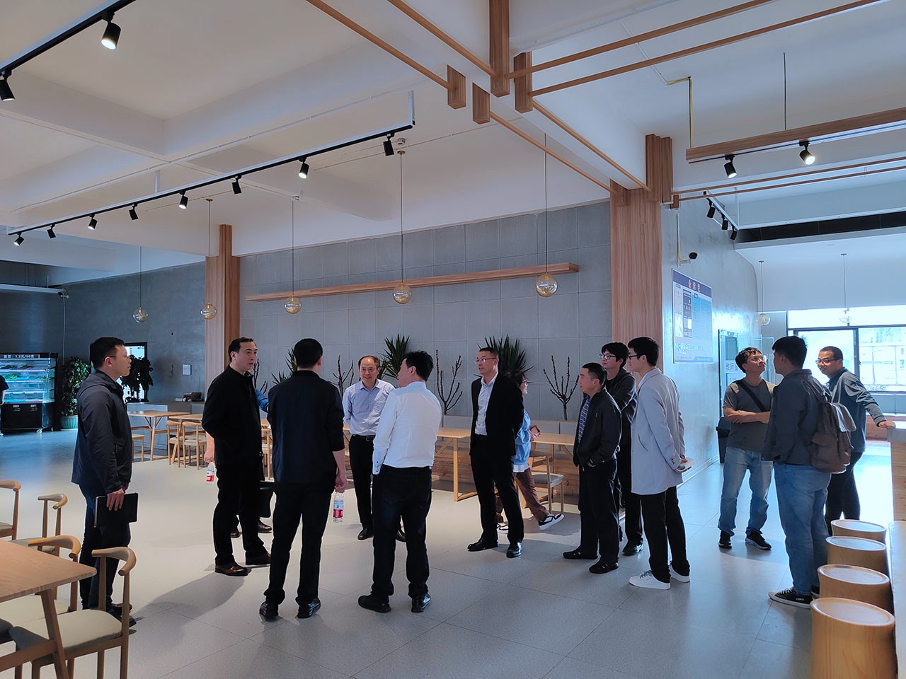 铜仁学院、铜仁职院、铜仁幼专指导帮扶专家组来我校指导事情