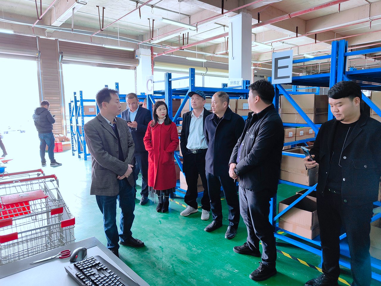 提升专业认知 加速建想程序——不朽情缘筹建组旅行铜仁市大数据工业园