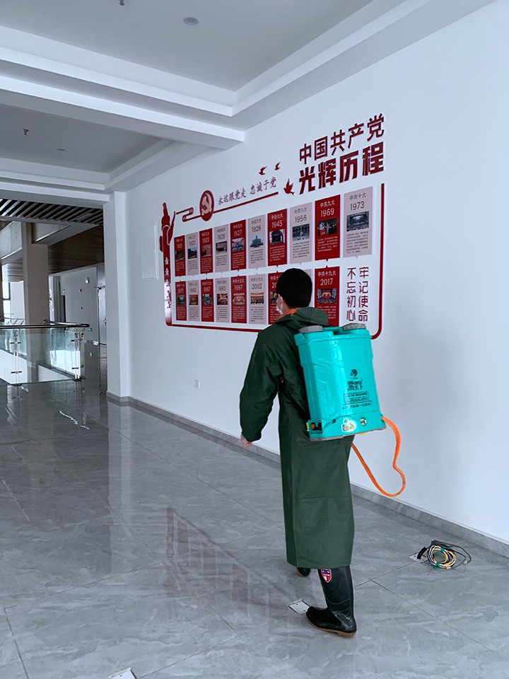 总务后勤处起劲做好校园春季学期学生返校疫情防控和清静隐患排查事情