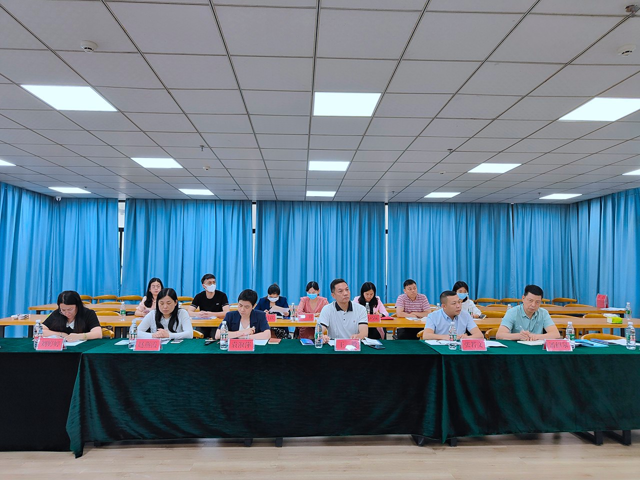 增强校企交流 同谋相助双赢 ——东莞市东城组团到我？剐Ｆ笙嘀富