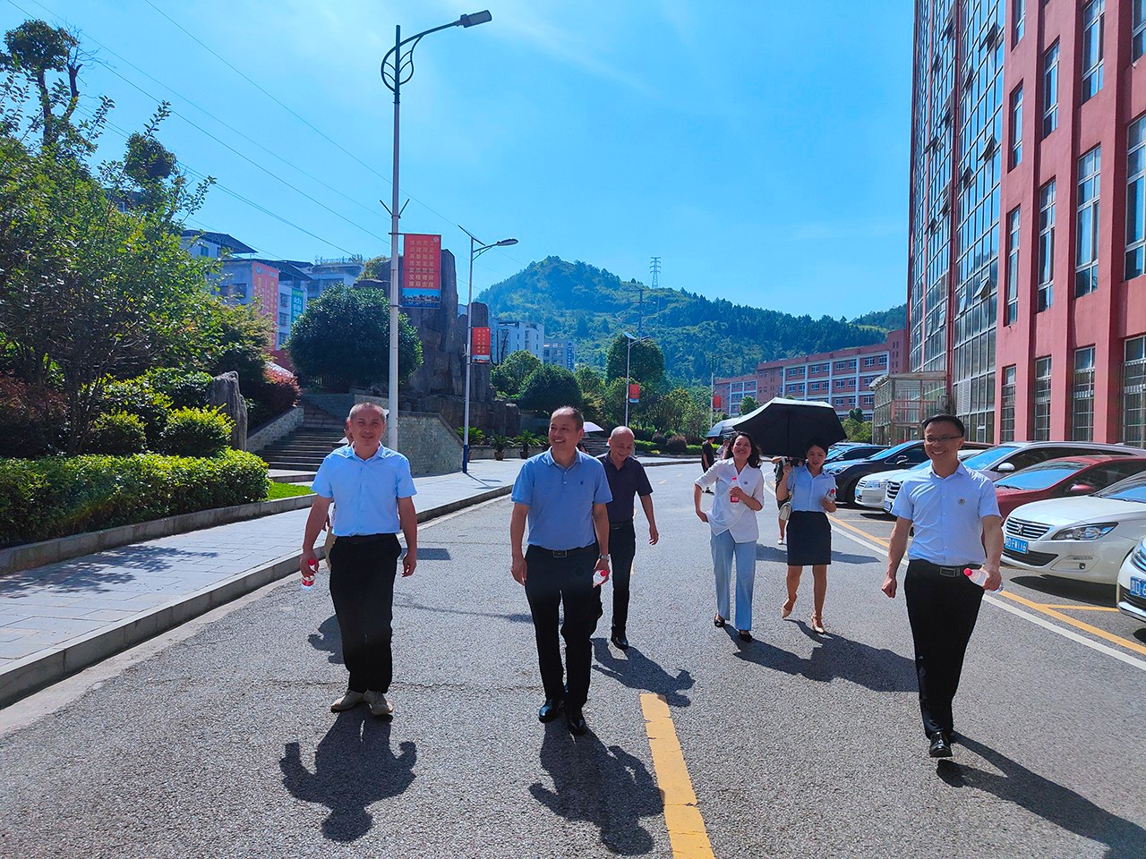 不朽情缘（筹）赴铜仁幼儿师范高等专科学？疾煅