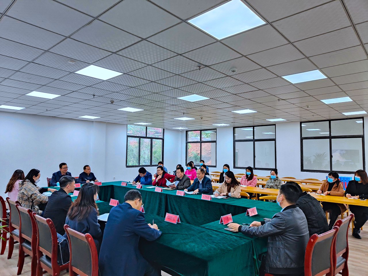 全省职业院校办学行为专项督查事情组莅临我校指导事情