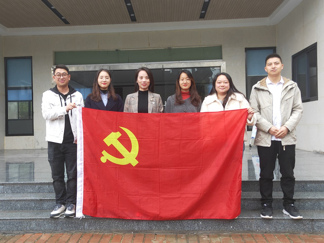 办妥实事 配合生长——支部联建暨主题党日活动